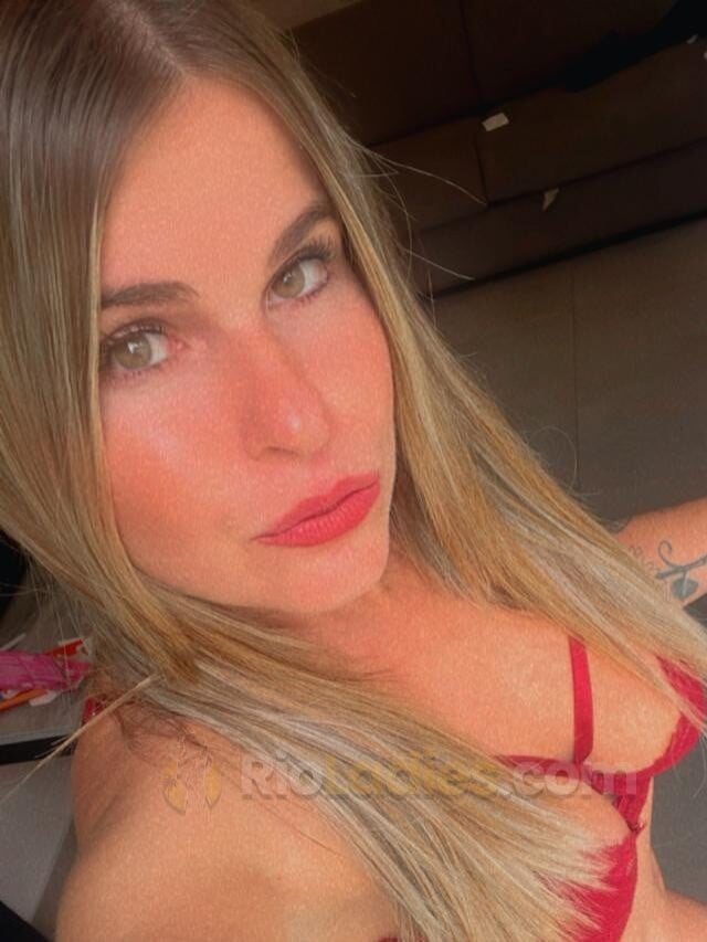 Samantha Atriz